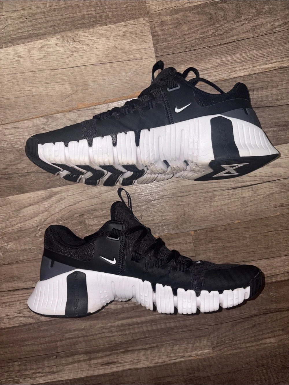 Nike worn no